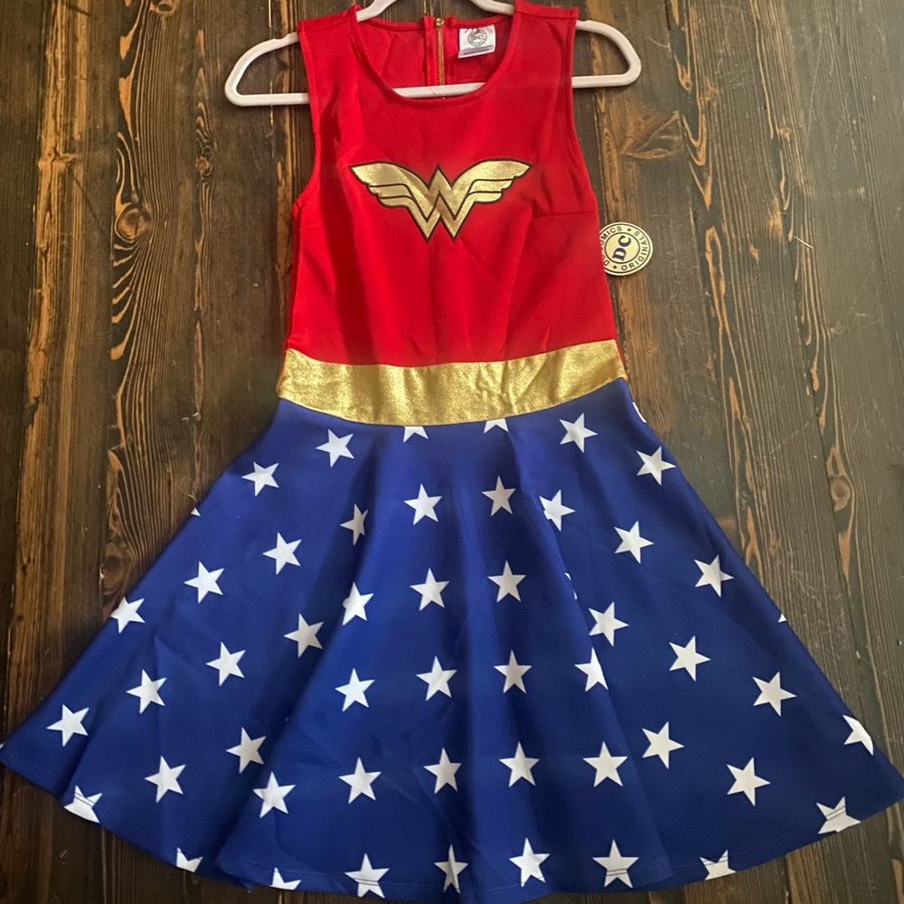 Wonder Woman Teen Costume, Red,Gold, and Blue/ NWT/ DC Comic  Original